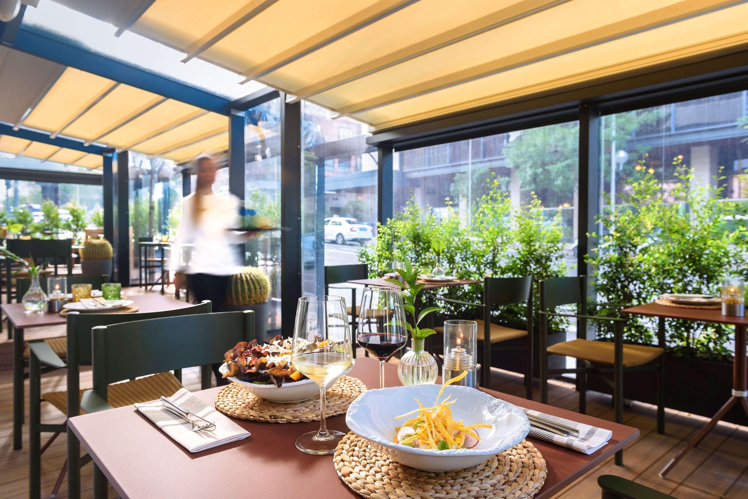 Melia Madrid Serrano Экстерьер фото