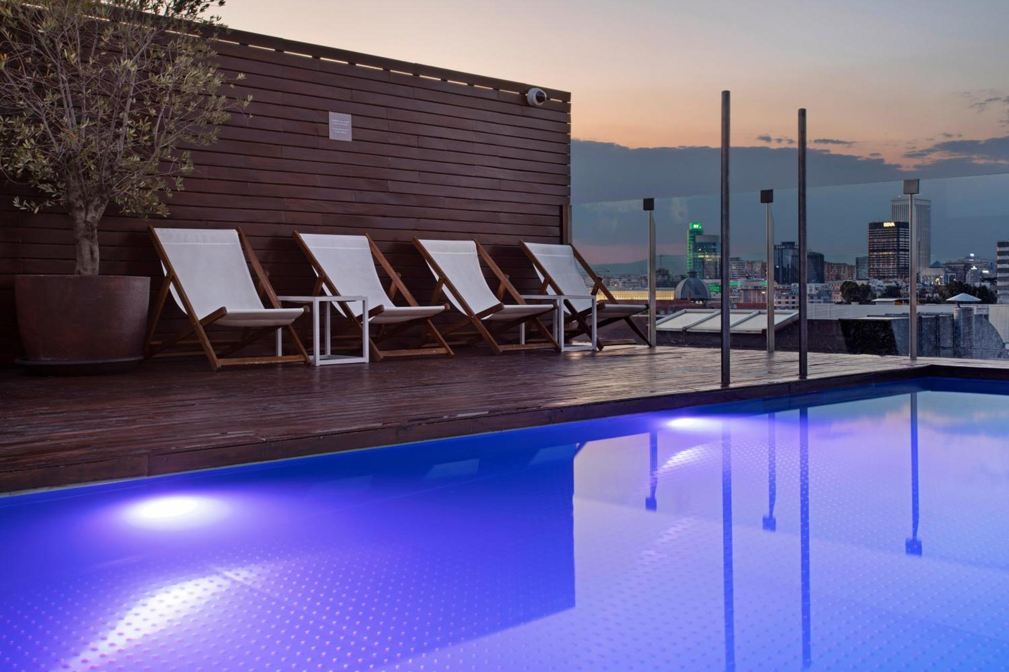 Melia Madrid Serrano Экстерьер фото
